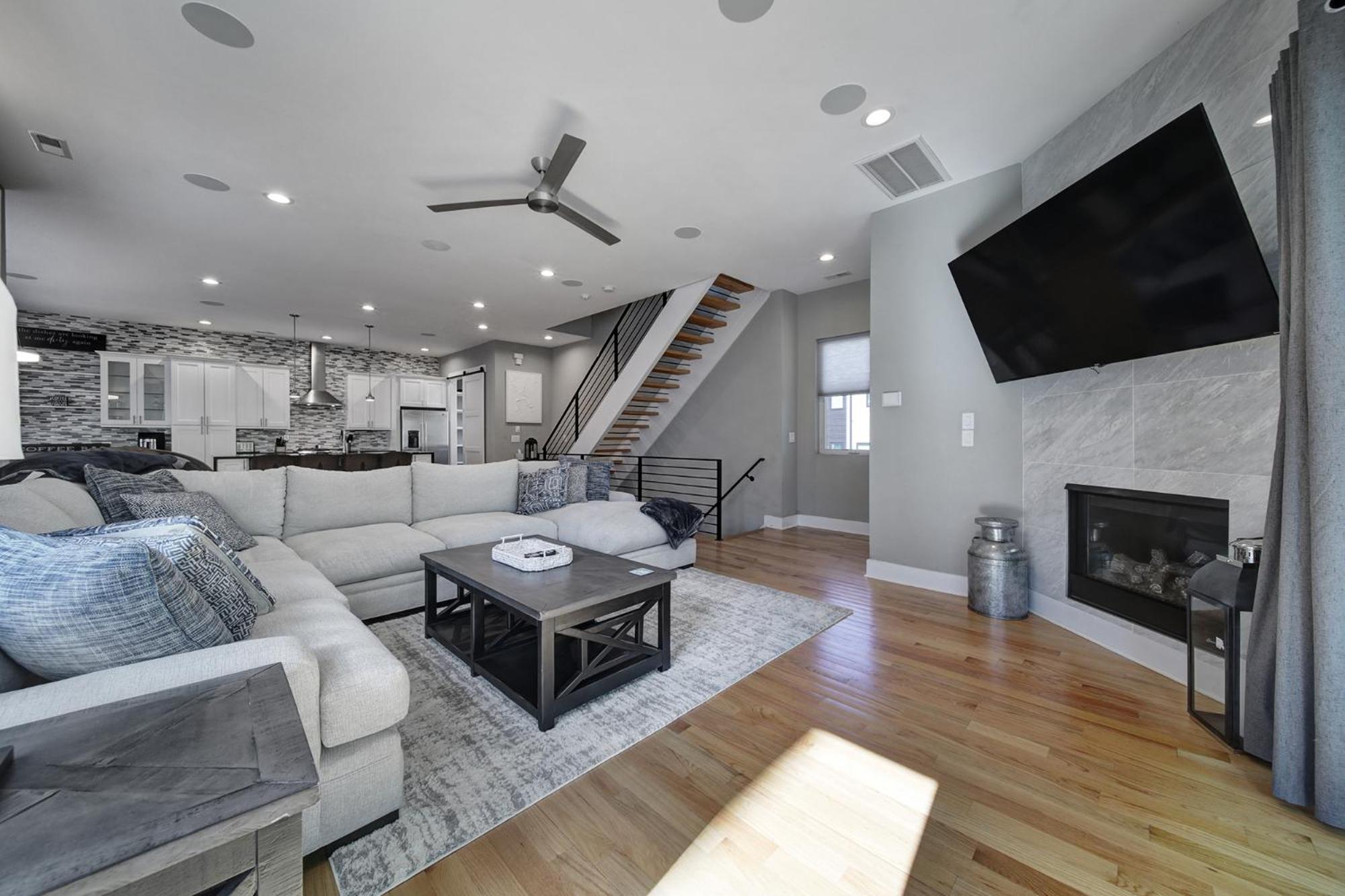 906 Westbrook B City Views Rooftop Hot Tub And Short Walk To Stadium Charlotte Esterno foto